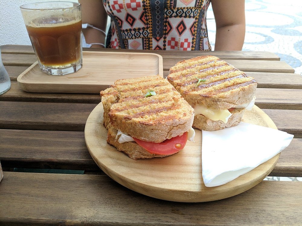Tosta de Massa Mãe & Café